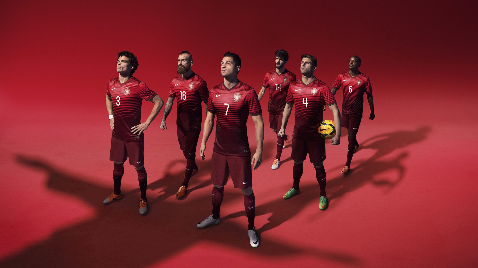 欧冠淘汰赛焦点战启示录，从热火马刺经典对决看逆境突围的竞技哲学